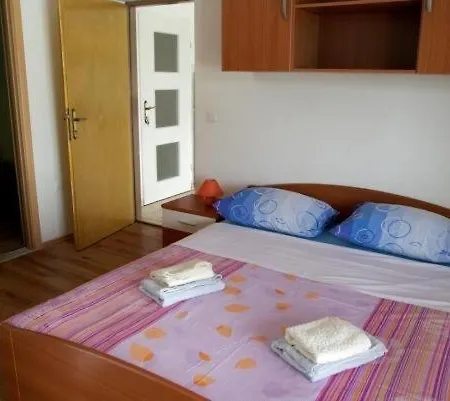 Apartmentsin With Air Condition, Wifi 4650-1 -2