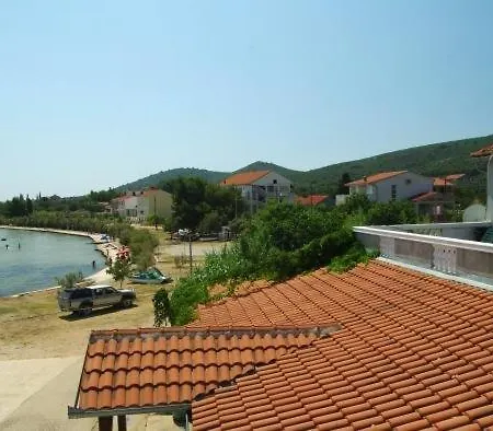 Apartmentsin With Air Condition, Wifi 4650-1 -2