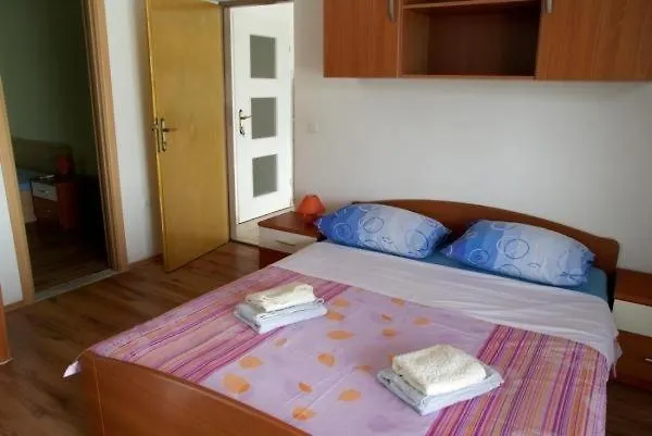Apartmentsin With Air Condition, Wifi 4650-1 -2