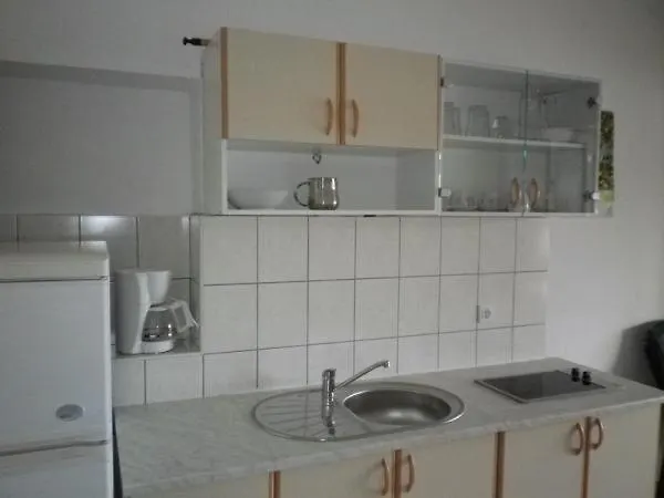 Apartmentsin With Air Condition, Wifi 4650-1 -2 דירה *